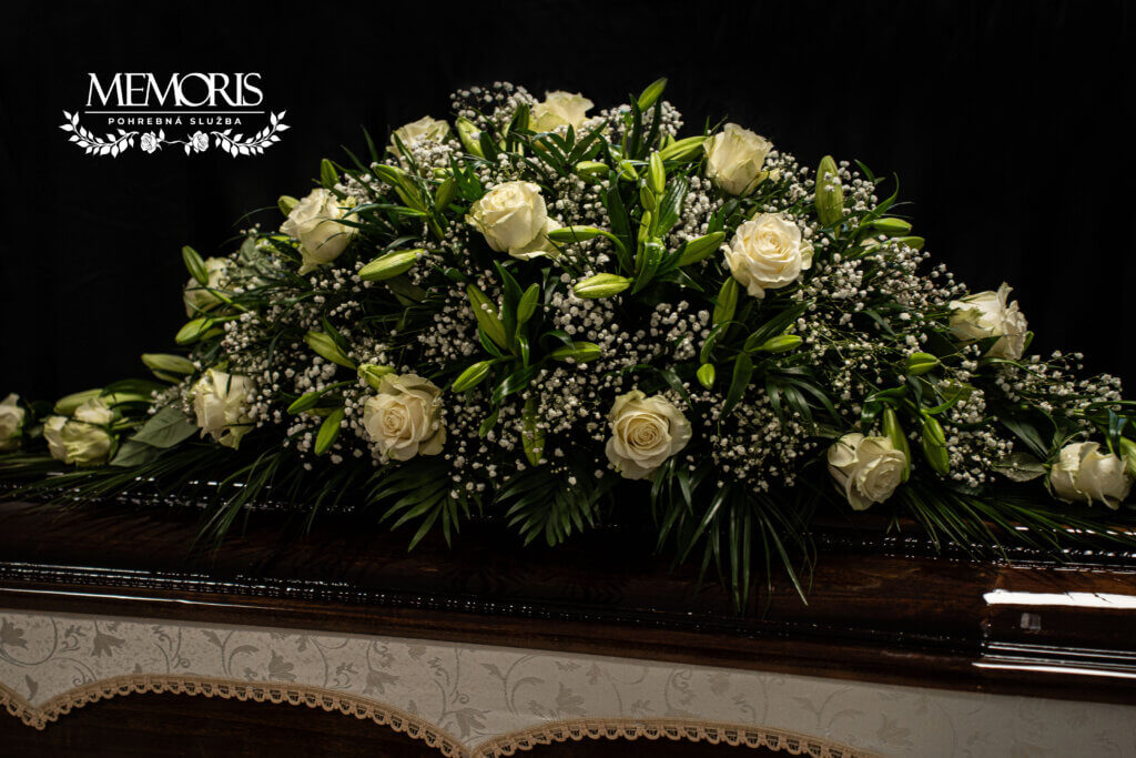 Ikebany na rakvy – živé kvety